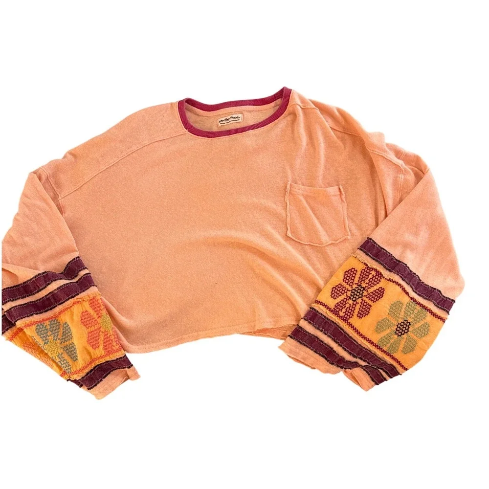 Free People‎ All In Cuff Peach Long Sleeve Cropped Top Size Small